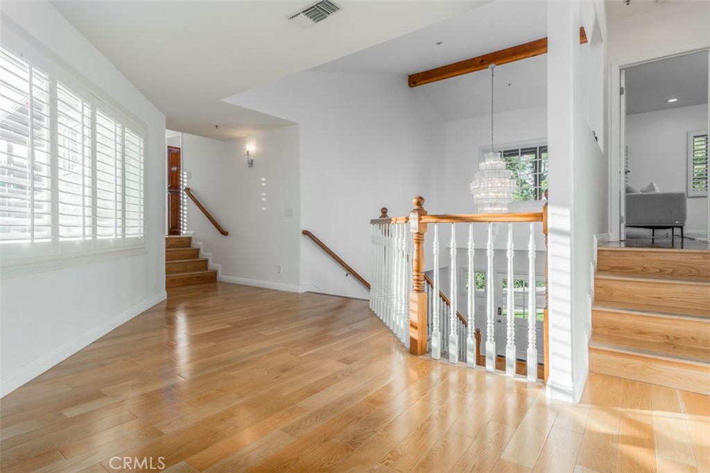 19 Round Up Road Property Photo 25