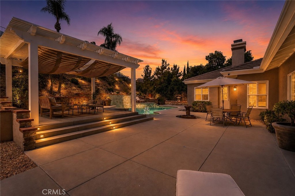 748 La Solana Drive Property Photo 3