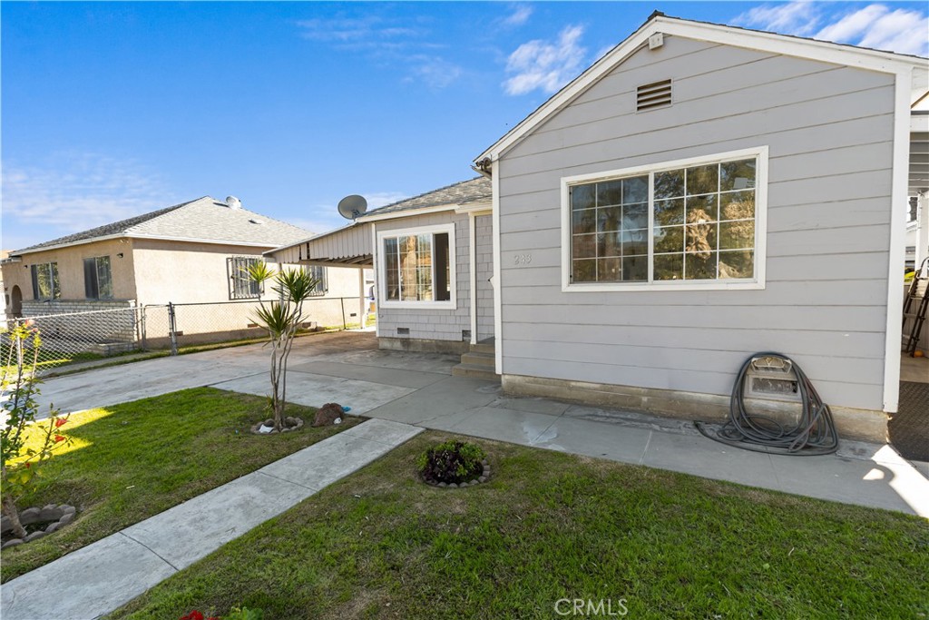 243 E Olive Property Photo 4