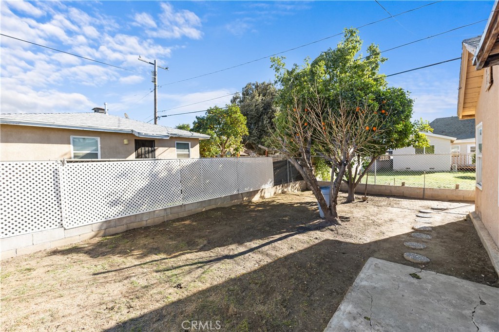 243 E Olive Property Photo 35
