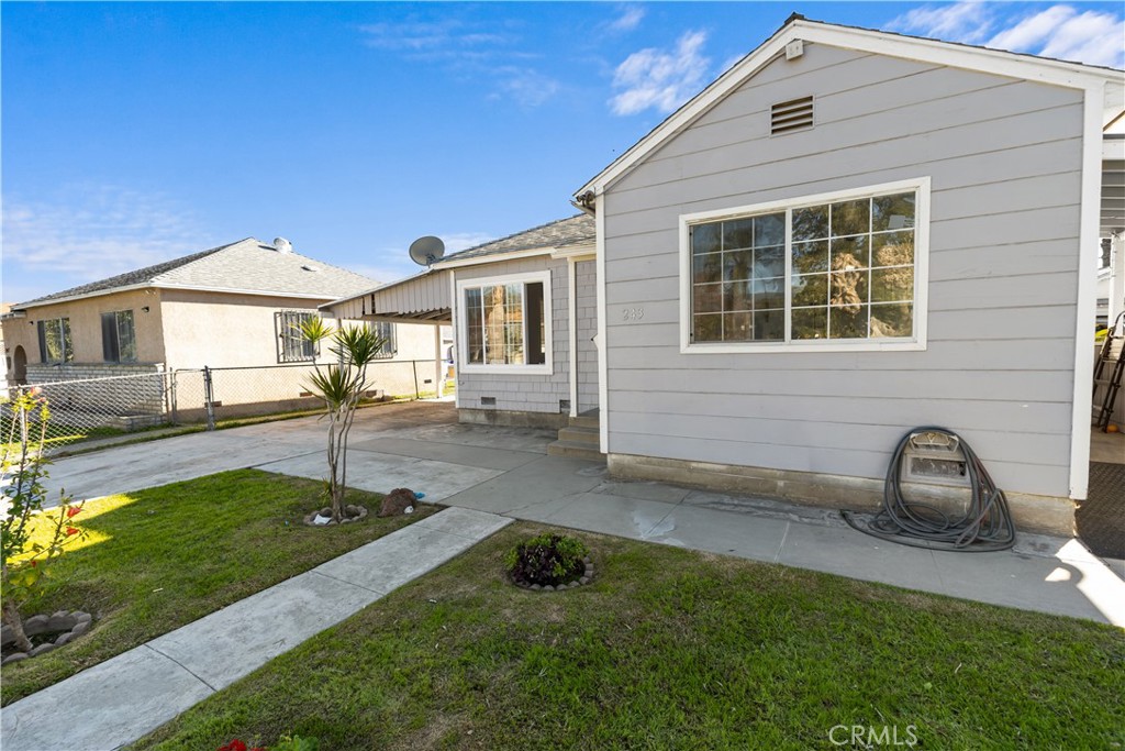 243 E Olive Property Photo 5