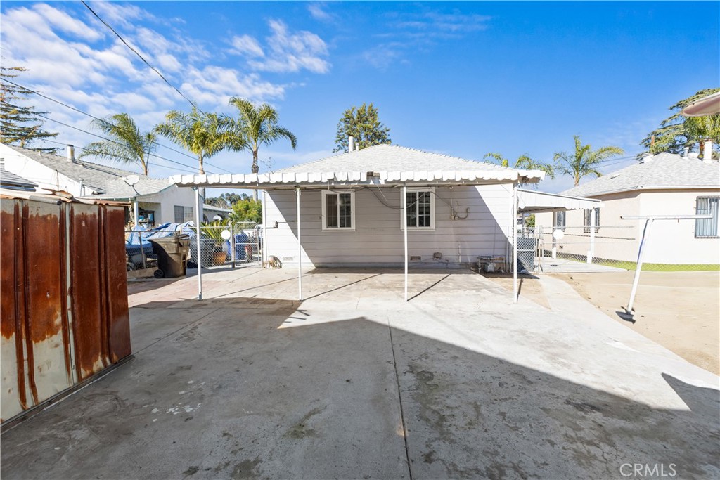 243 E Olive Property Photo 6