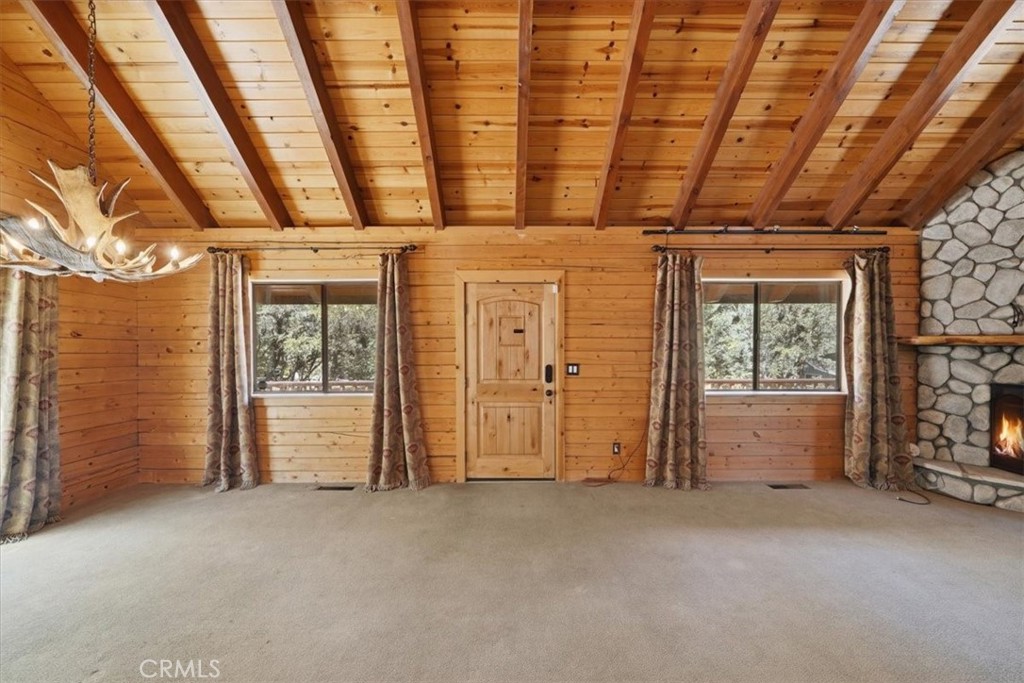 355 Dixie Lee Property Photo 13