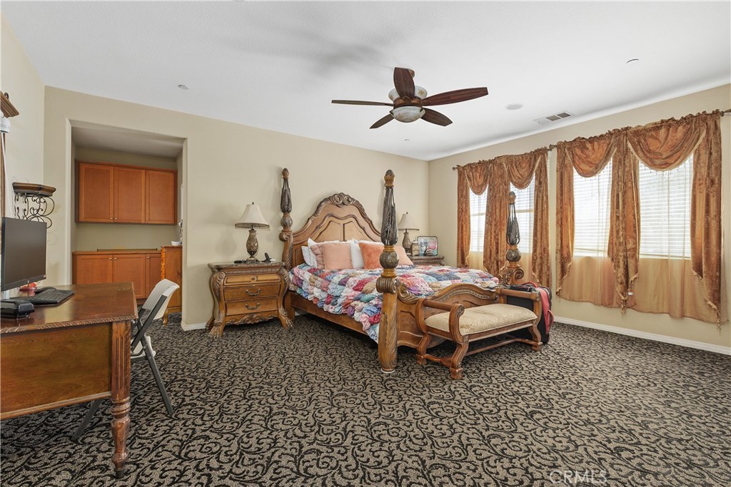 9479 Lost Grove Property Photo 9