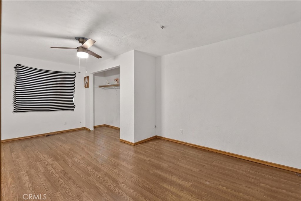 1039 Lausanne Property Photo 21