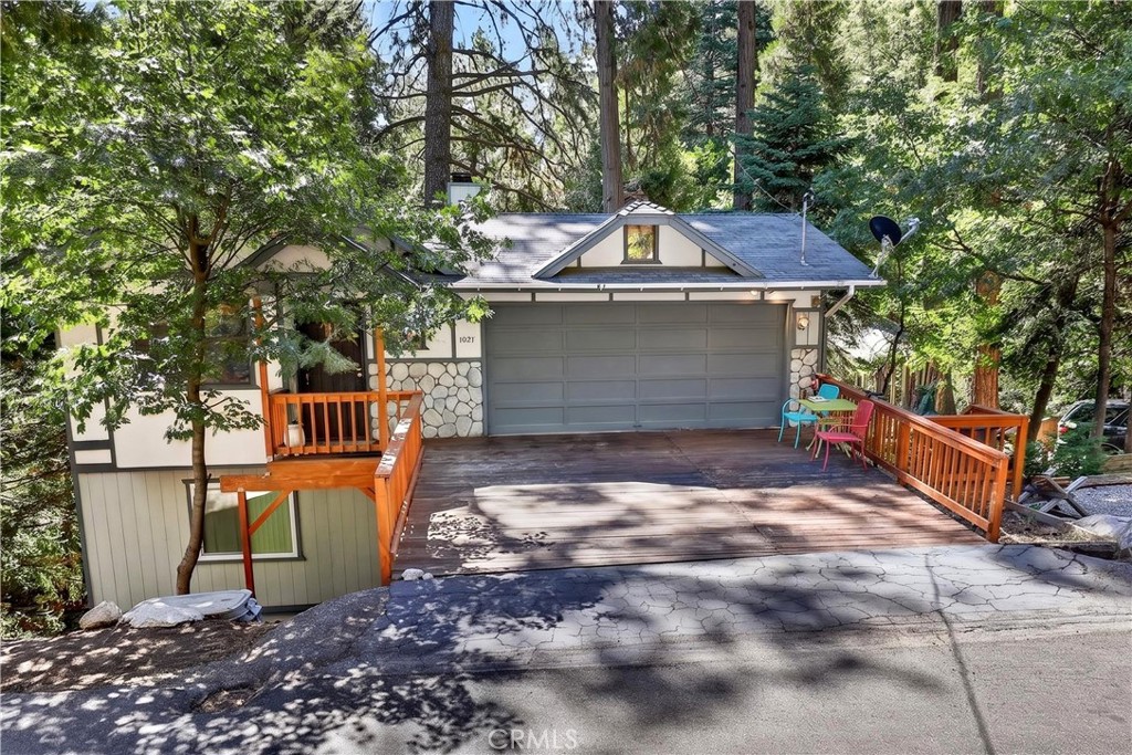 1039 Lausanne Property Photo 26
