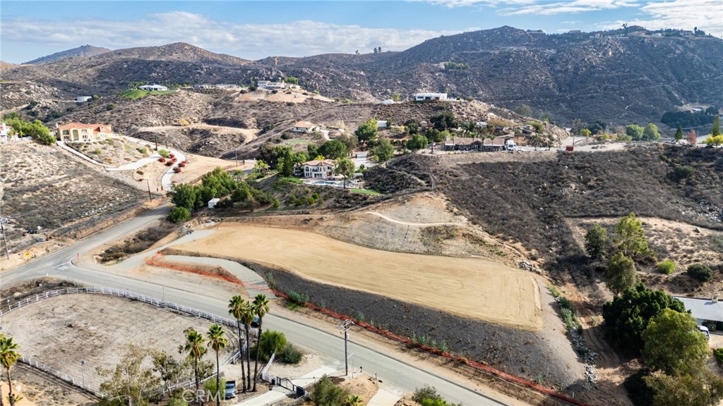 14735 Descanso Property Photo 3