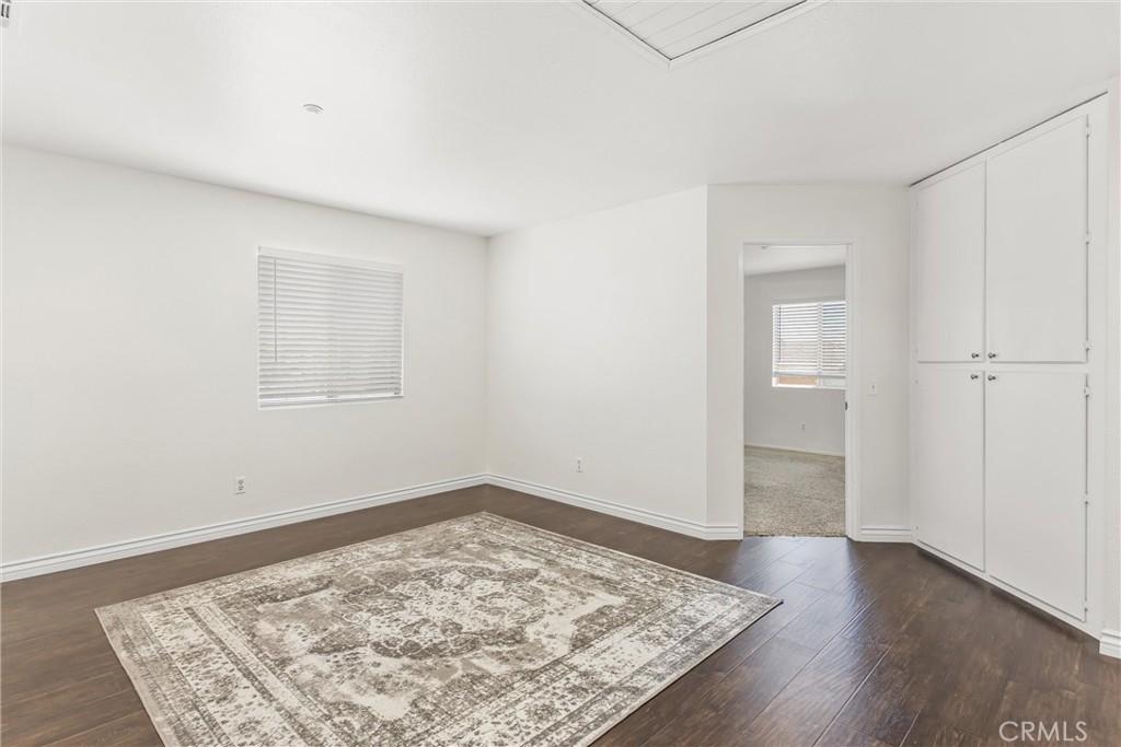 15559 Skylark Avenue Property Photo 20