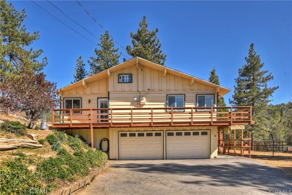 32745 Hilltop Property Photo 1