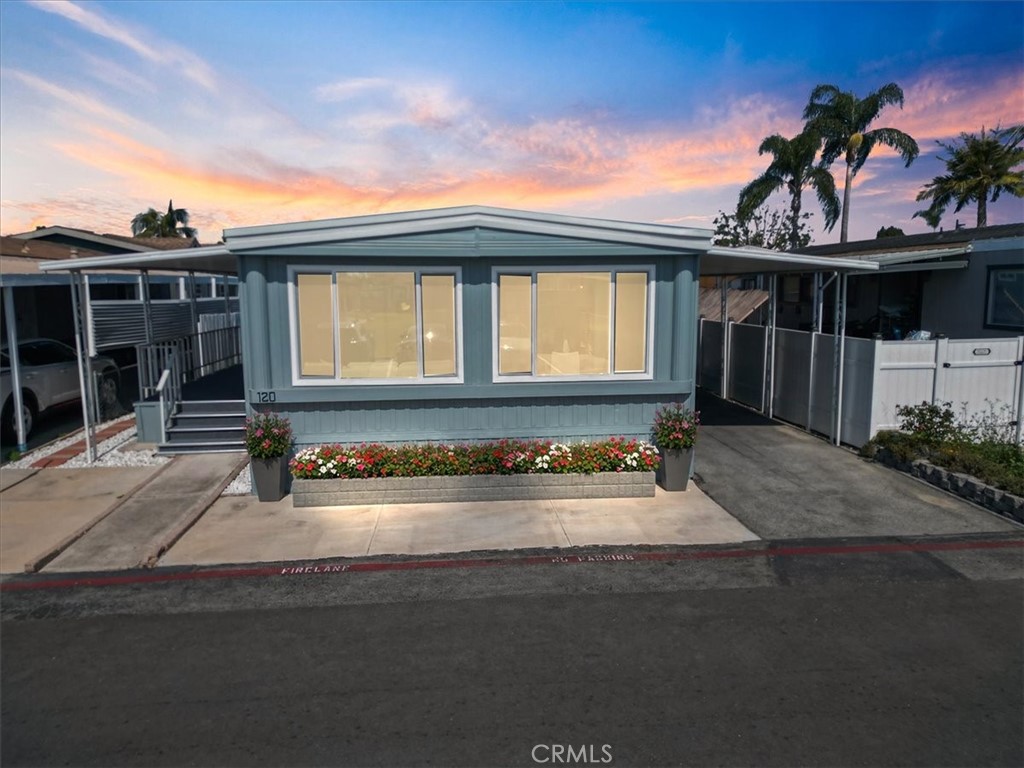 120 Sumac 120 Property Photo 1