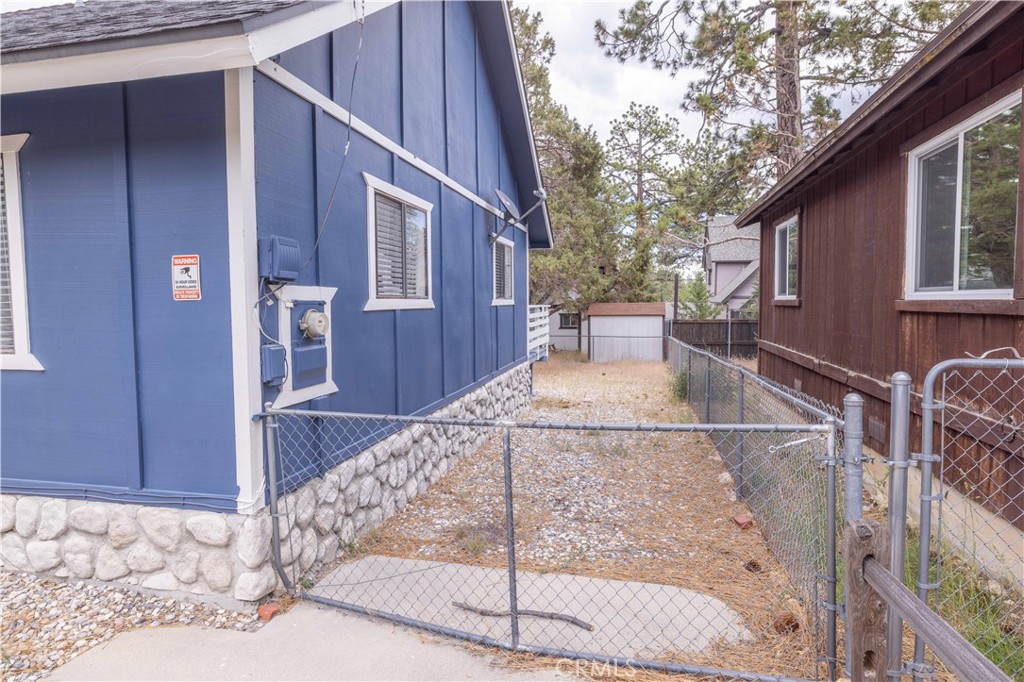 593 Wabash Property Photo 9