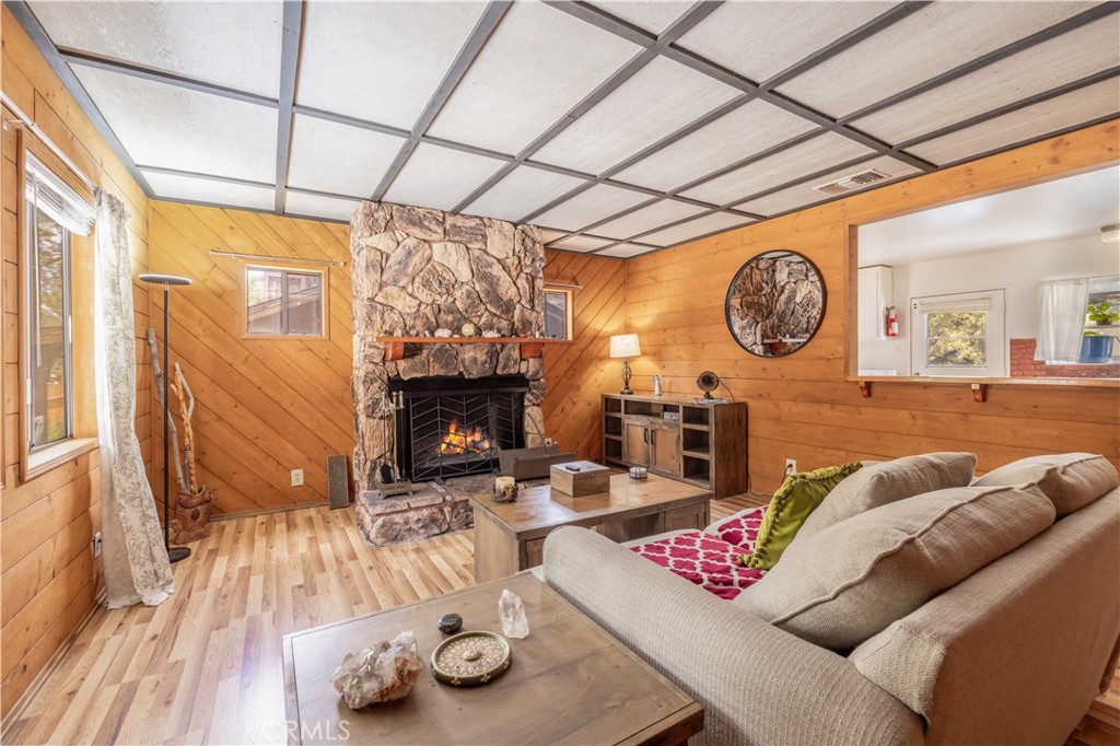 593 Wabash Property Photo 10