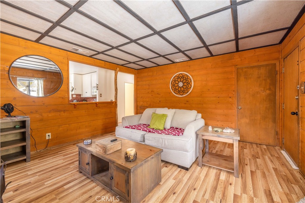 593 Wabash Property Photo 11