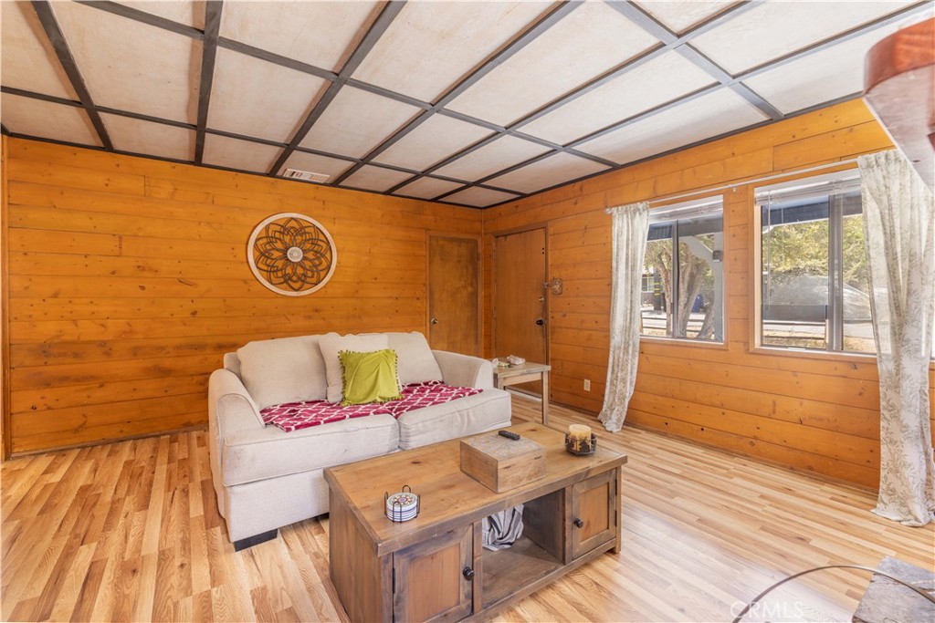 593 Wabash Property Photo 12
