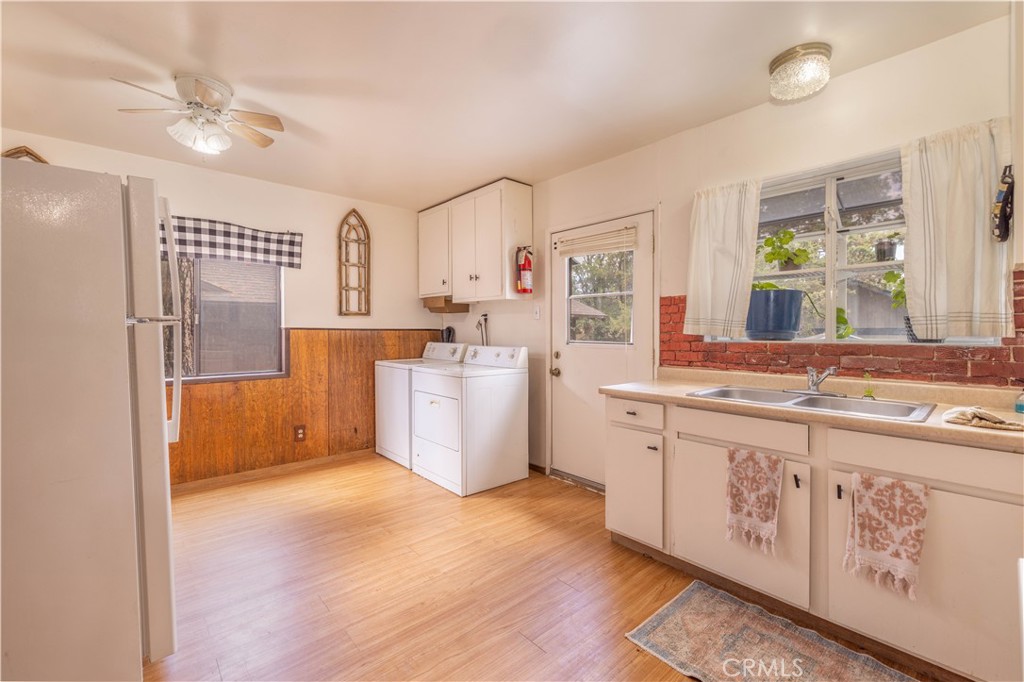 593 Wabash Property Photo 14