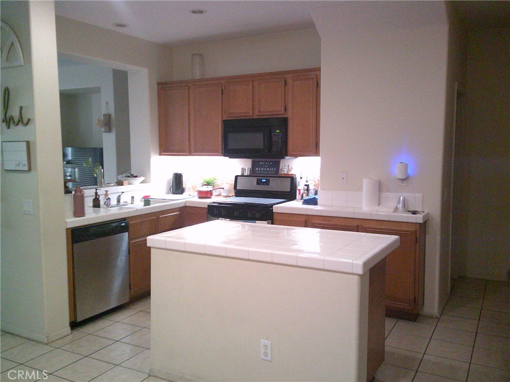27959 Cactus B Property Photo 10