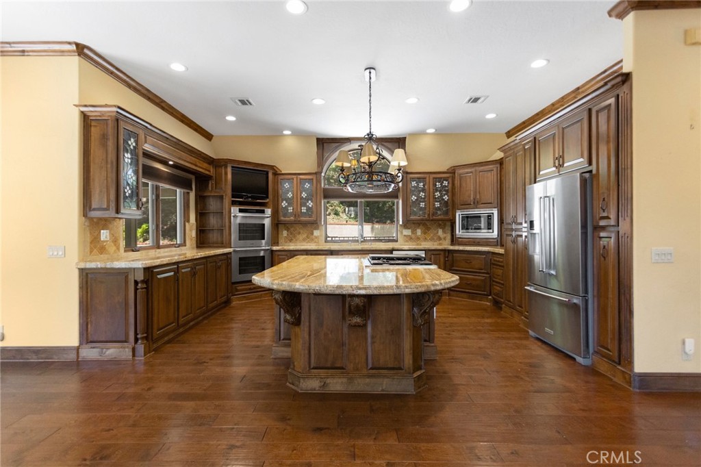 801 Brentwood Property Photo 11