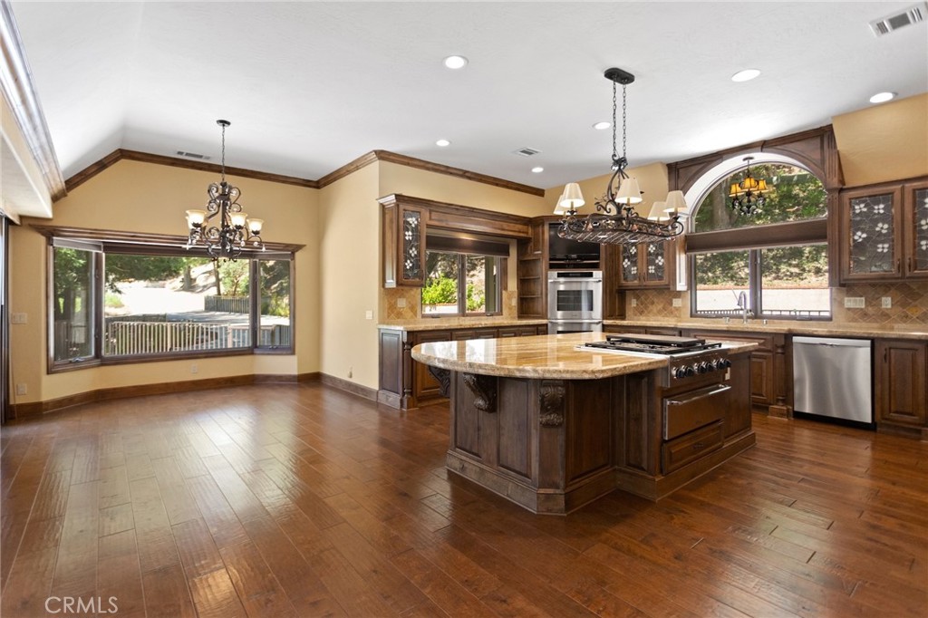 801 Brentwood Property Photo 12