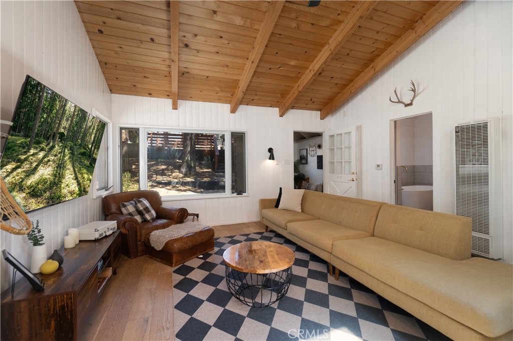 33163 Holcomb Creek Property Photo 8