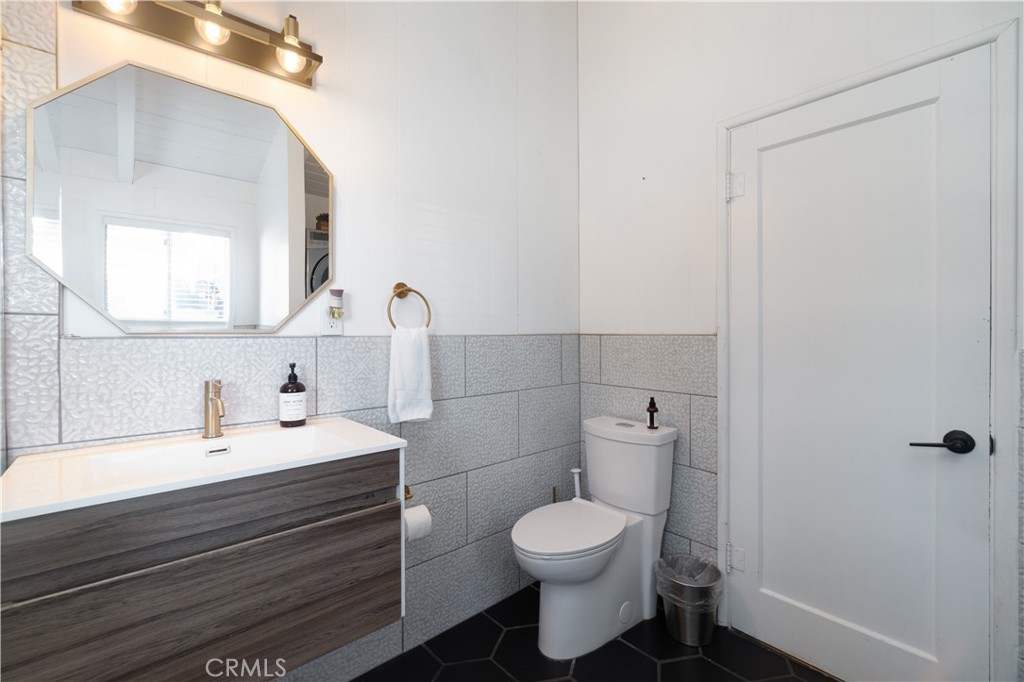 33163 Holcomb Creek Property Photo 18