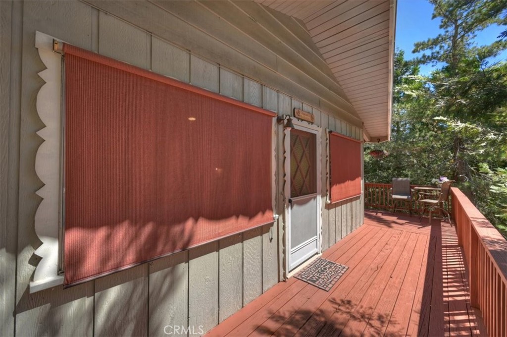 1069 Jungfrau Drive Property Photo 2