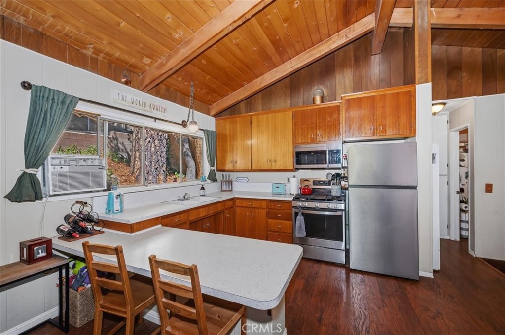 1069 Jungfrau Drive Property Photo 13