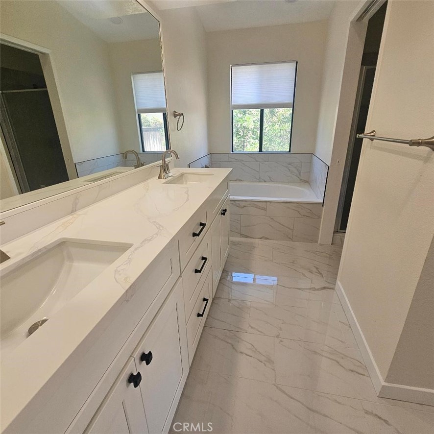 2951 Wimbledon Property Photo 14