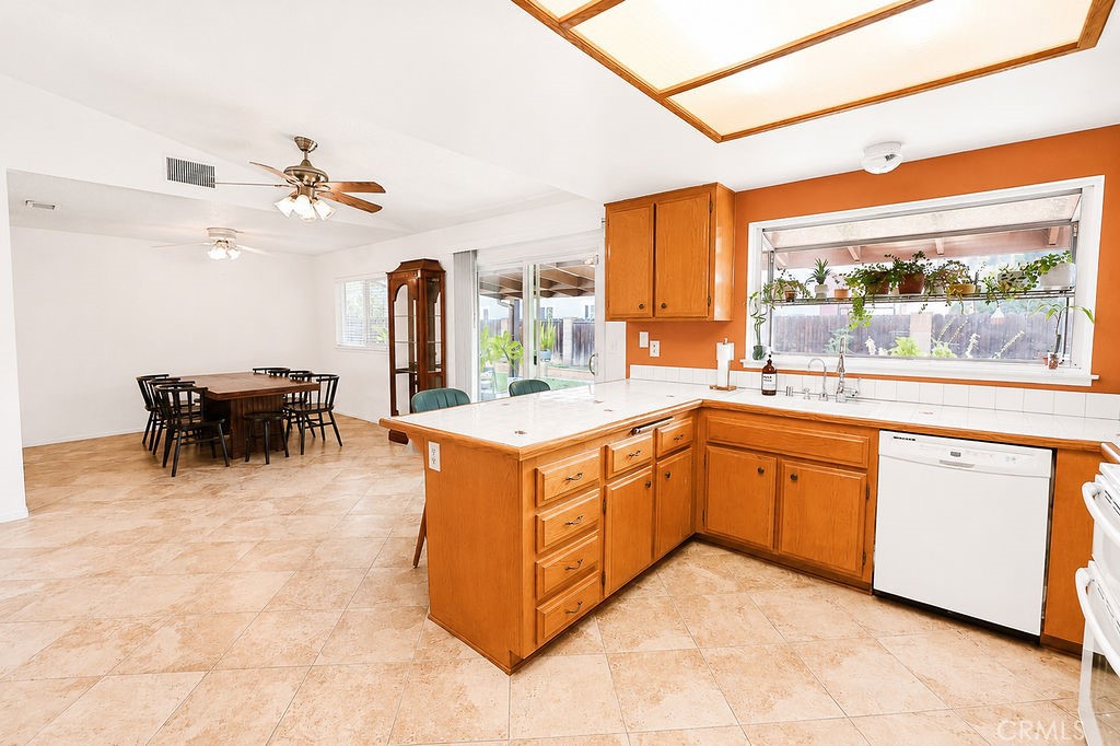 7617 Orange Street Property Photo 13