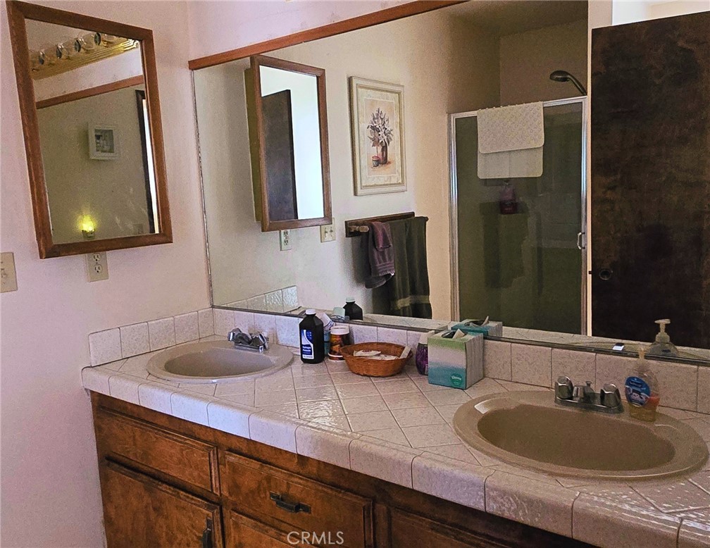 41620 Thrush Court Property Photo 17