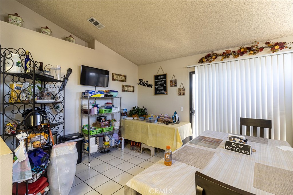 12244 Cobblestone Property Photo 9