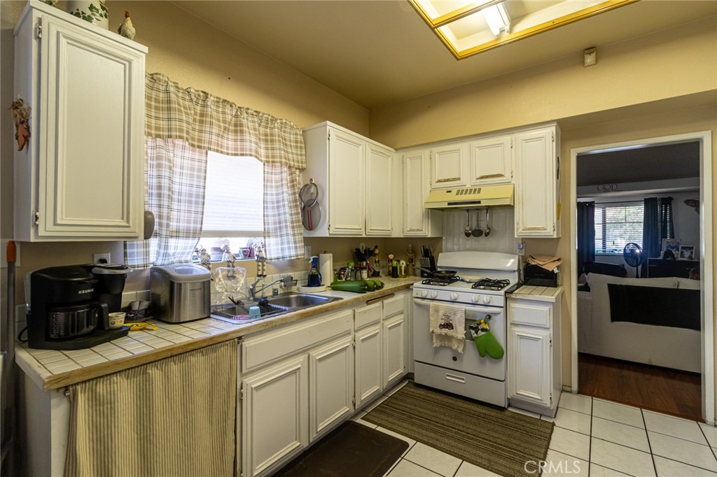 12244 Cobblestone Property Photo 10