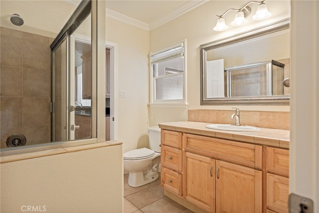 940 Carob Property Photo 20
