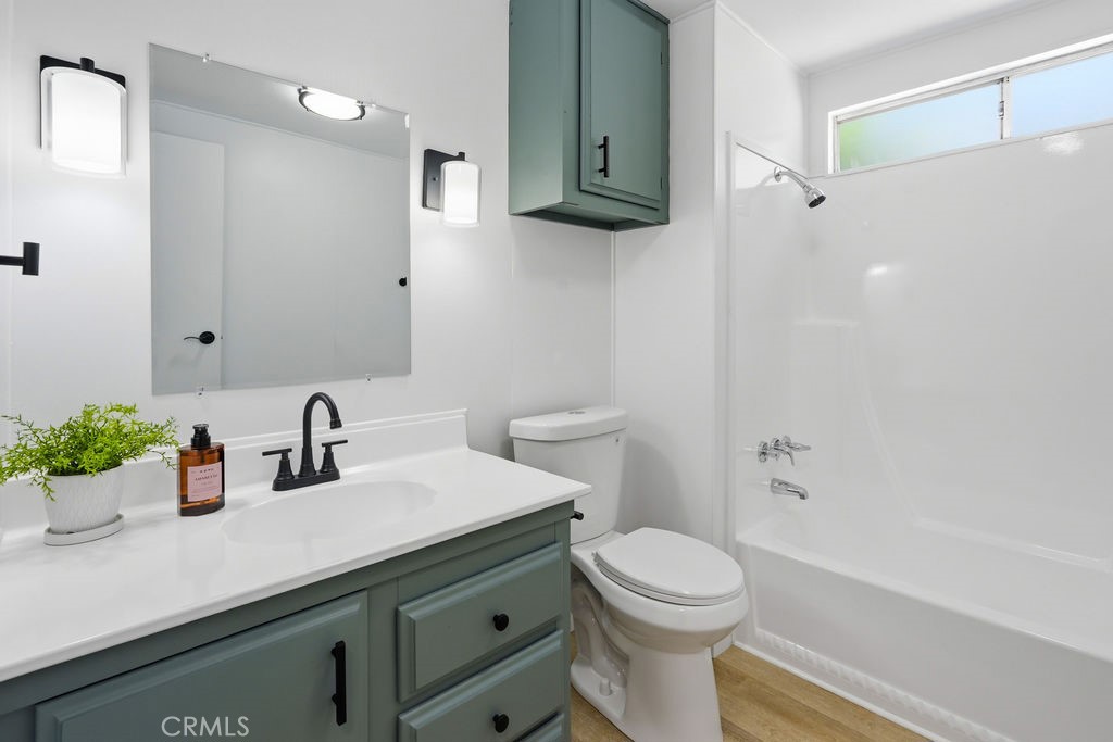 22899 Byron Road 24 Property Photo 13