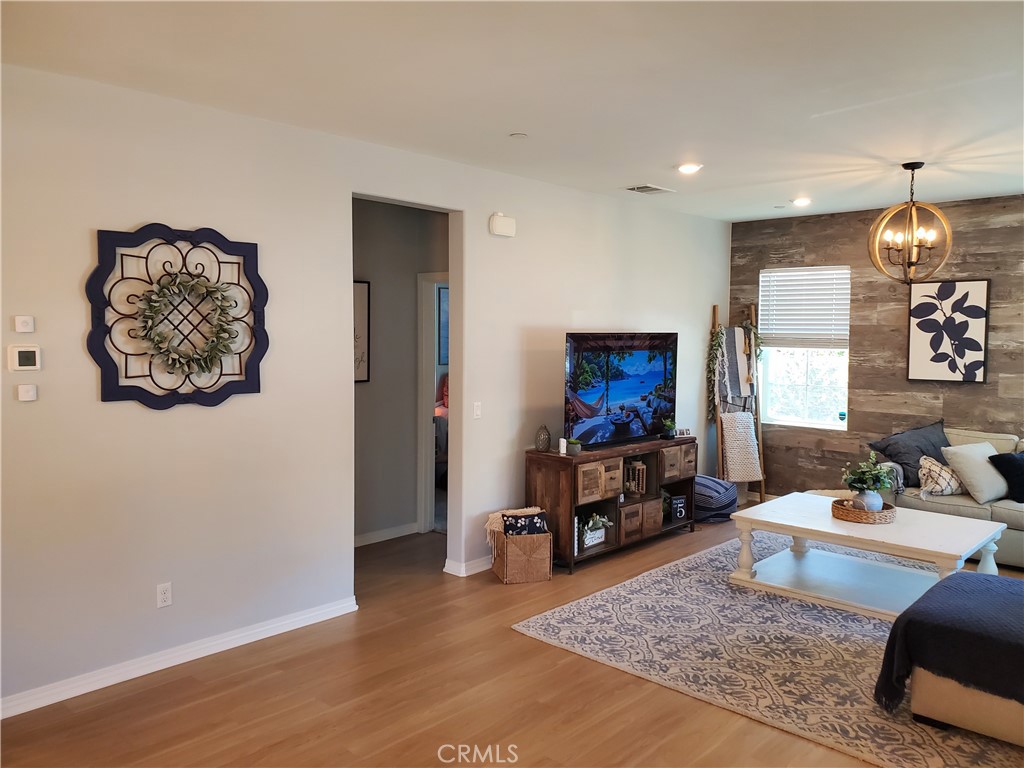 16035 Osprey Property Photo 5