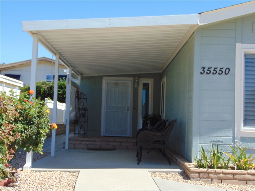 35550 Champagne Property Photo 6