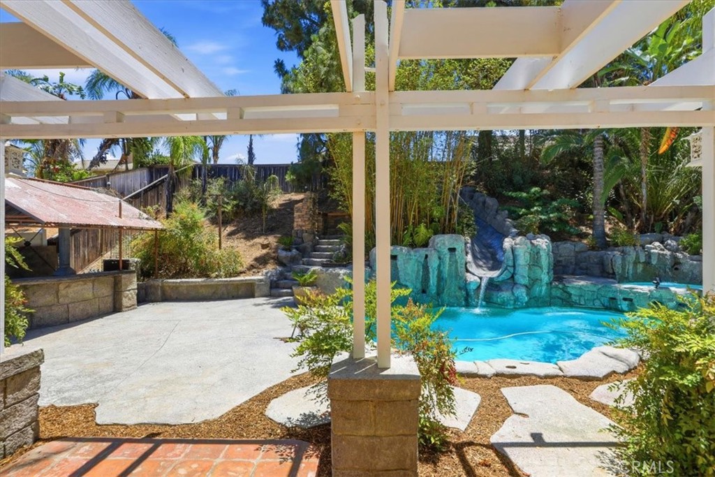 4115 Bennett Property Photo 51
