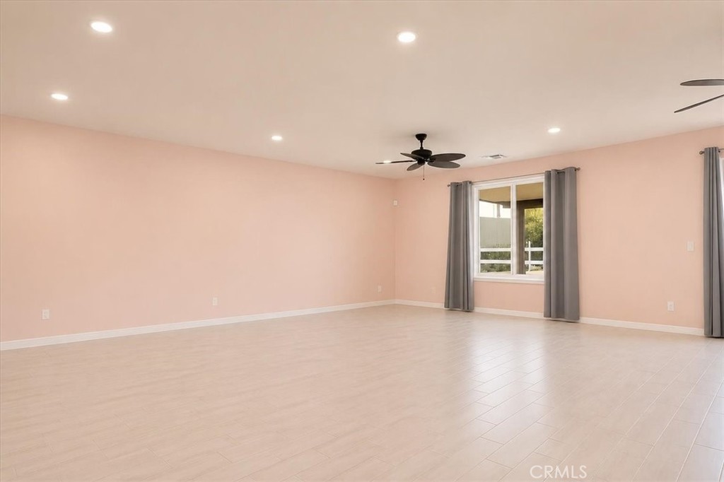 29689 Pathfinder Court Property Photo 8