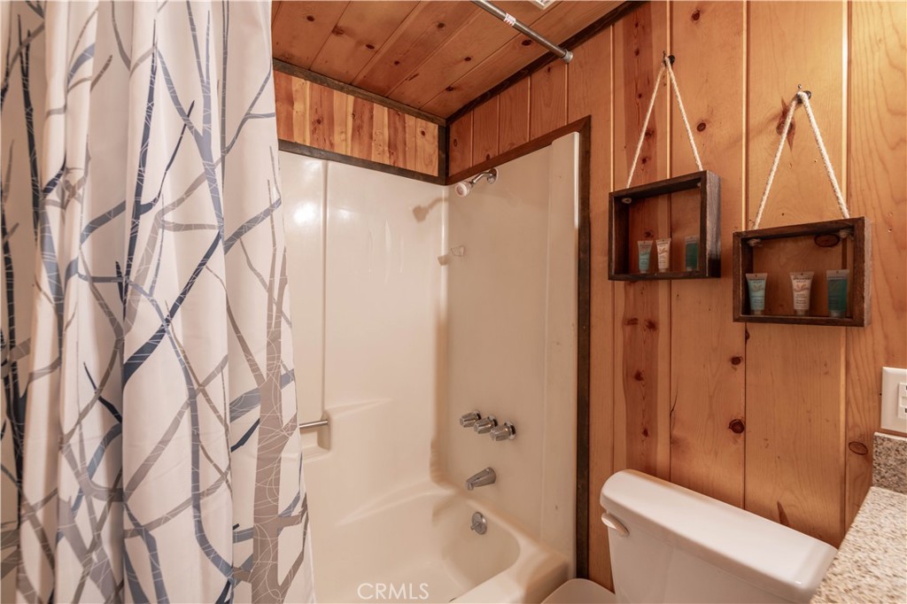 1157 Anita Property Photo 26
