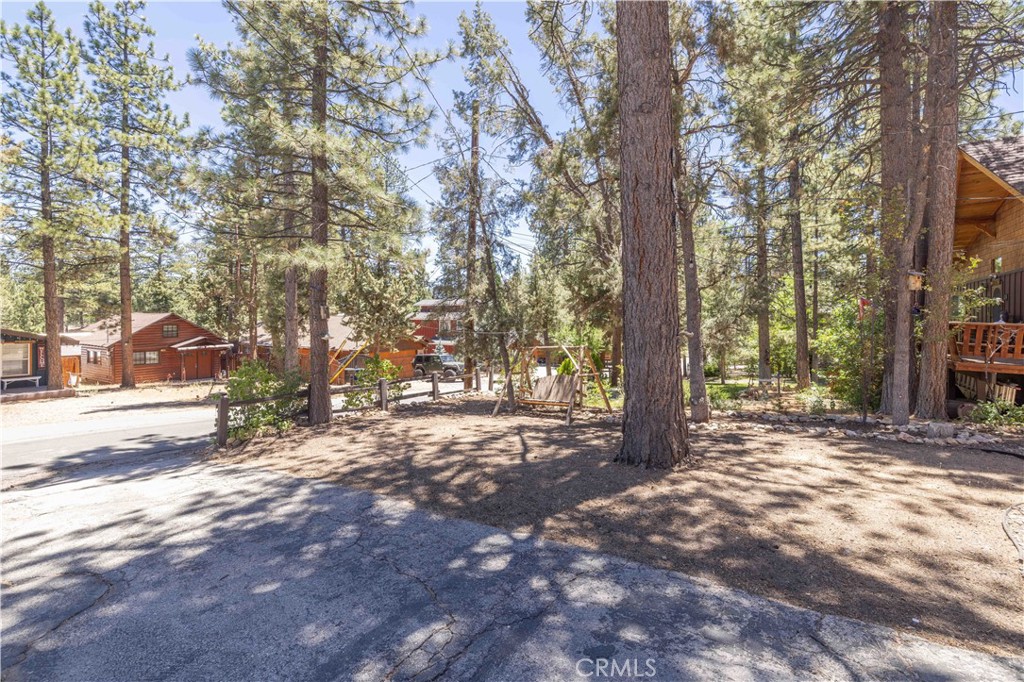 1157 Anita Property Photo 31