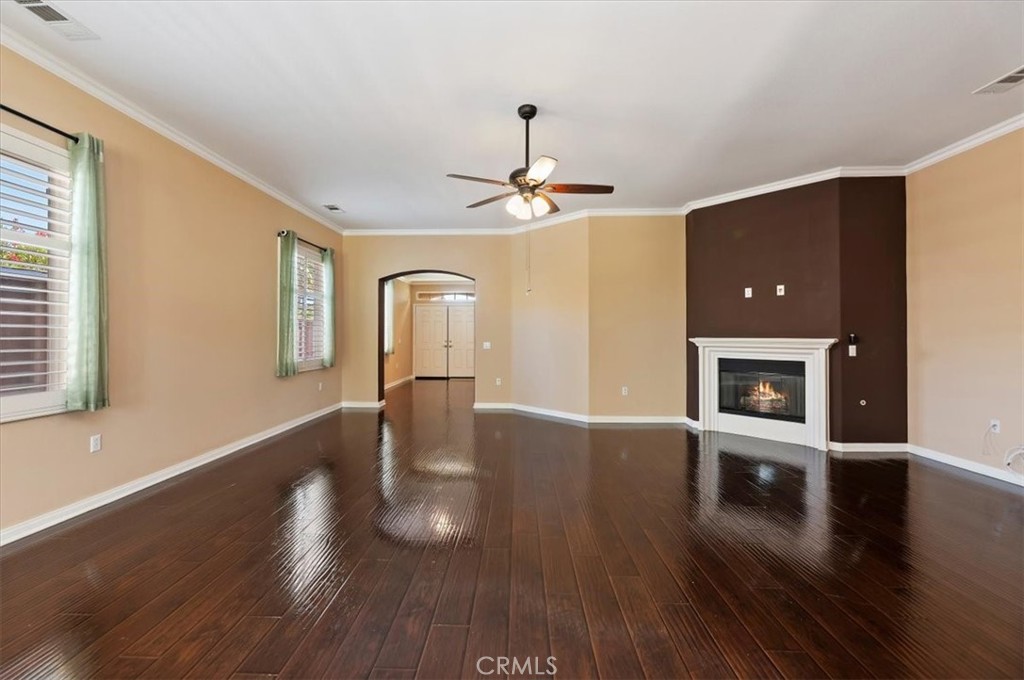 7732 Dutra Property Photo 8
