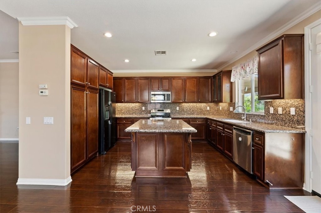 7732 Dutra Property Photo 12