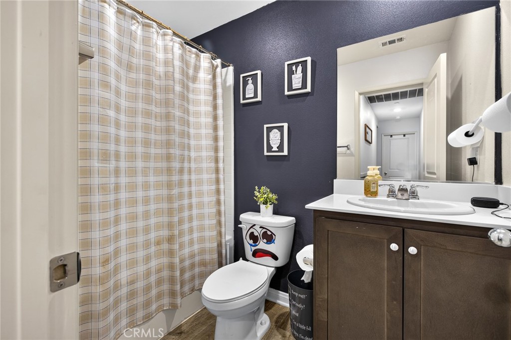 693 Rose Thorn Property Photo 17