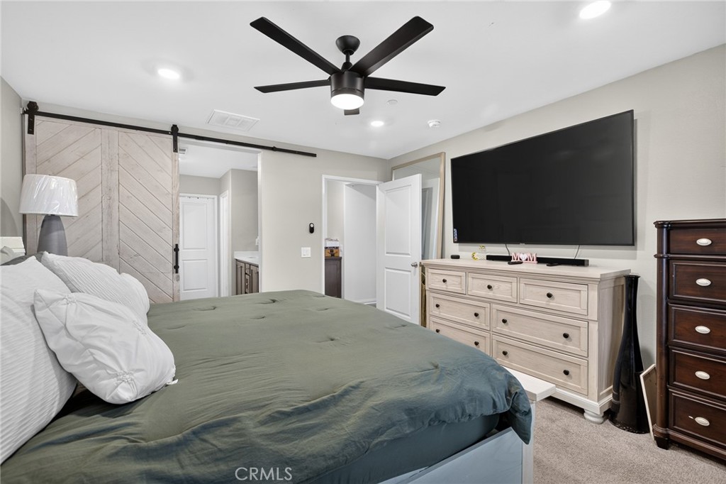 693 Rose Thorn Property Photo 20