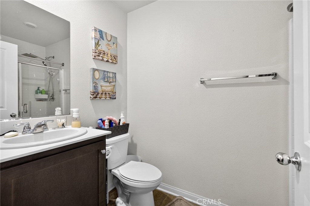 693 Rose Thorn Property Photo 24