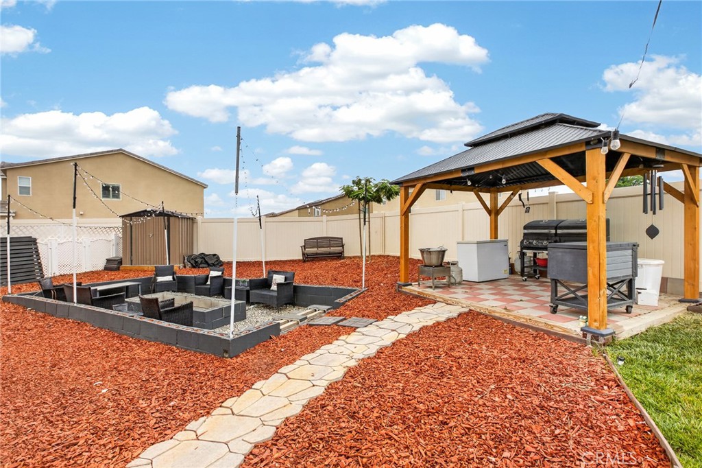 693 Rose Thorn Property Photo 30
