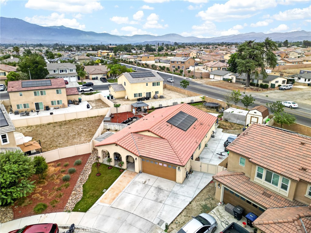693 Rose Thorn Property Photo 35
