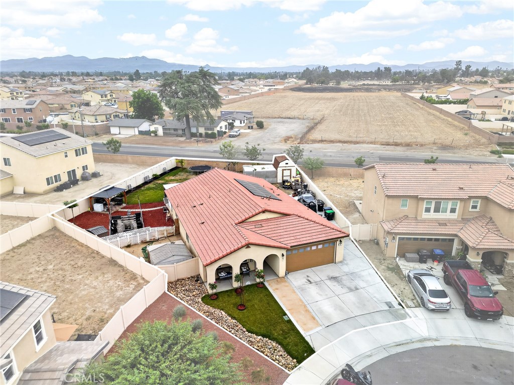 693 Rose Thorn Property Photo 36