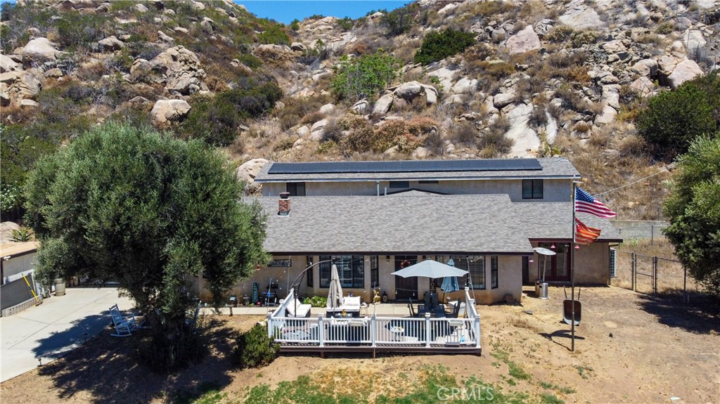 1529 Olive Property Photo 1