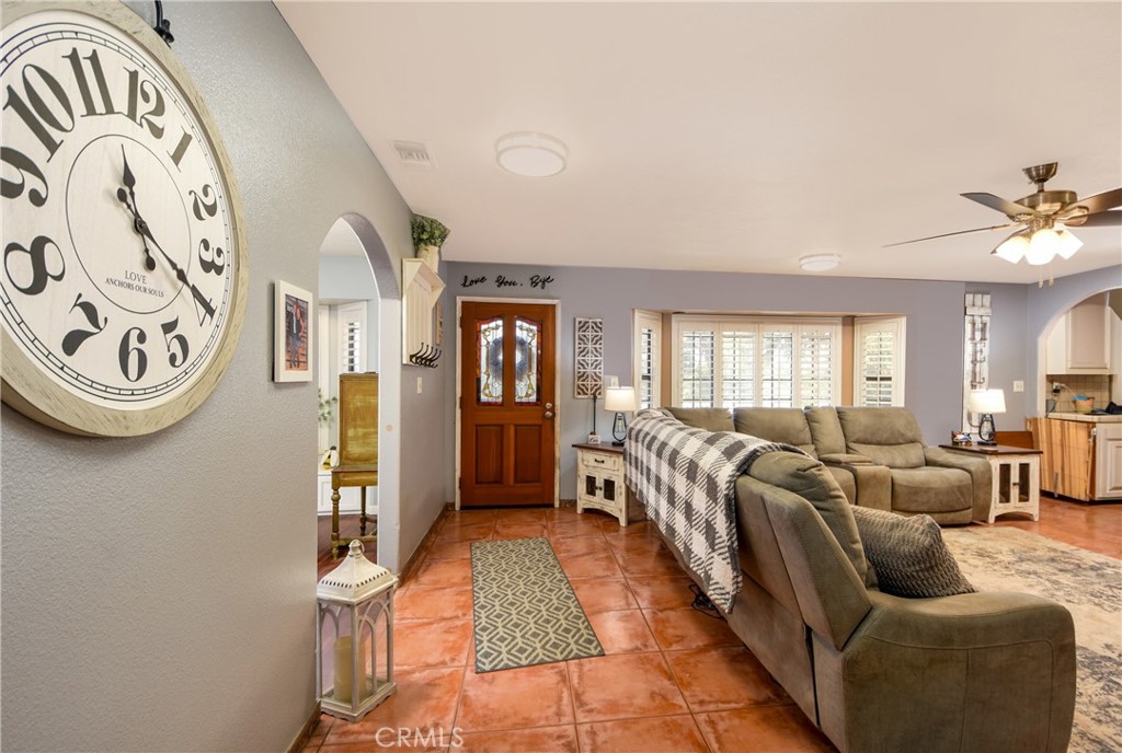 1529 Olive Property Photo 6