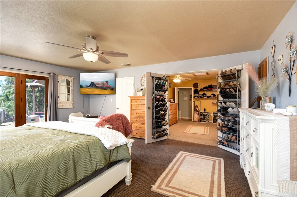 1529 Olive Property Photo 15